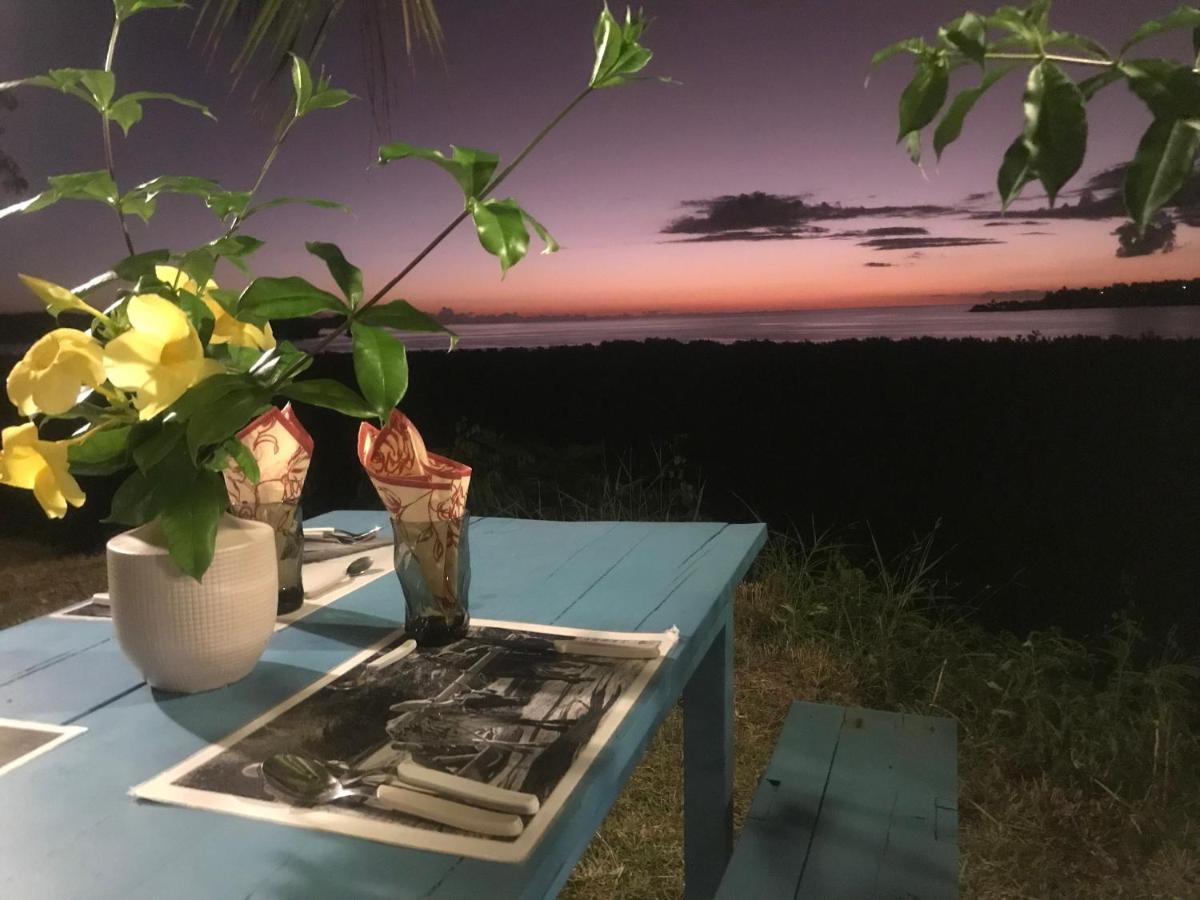 Corto Novo Maison D'Hotes-Camping Nosy-Be Exteriör bild